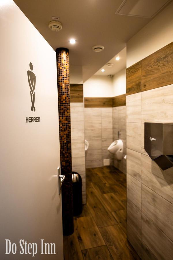Do Step Inn Central - Self-Service-Hostel 维也纳 外观 照片