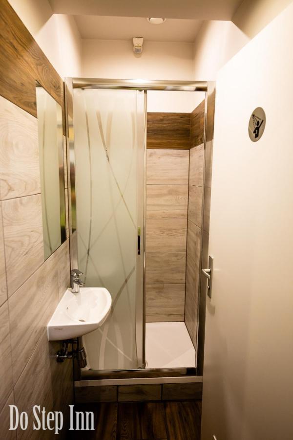 Do Step Inn Central - Self-Service-Hostel 维也纳 外观 照片