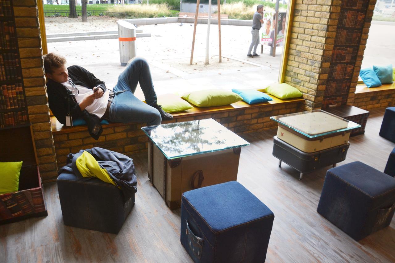 Do Step Inn Central - Self-Service-Hostel 维也纳 外观 照片
