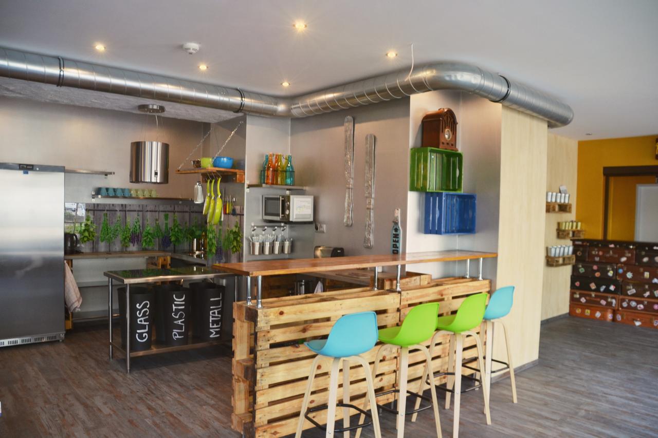 Do Step Inn Central - Self-Service-Hostel 维也纳 外观 照片