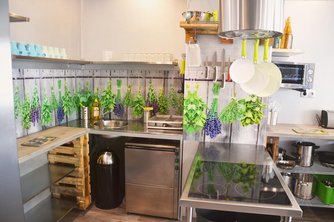 Do Step Inn Central - Self-Service-Hostel 维也纳 外观 照片