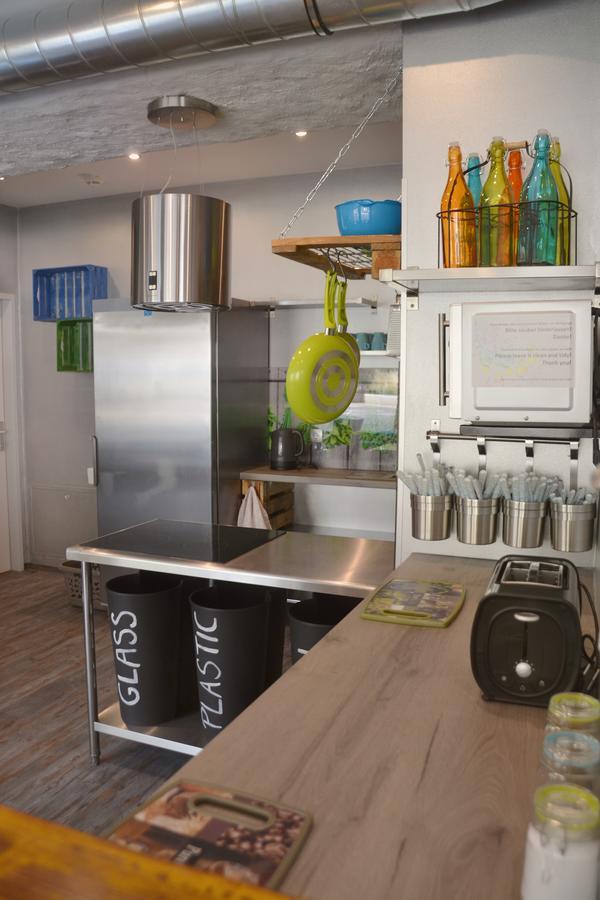 Do Step Inn Central - Self-Service-Hostel 维也纳 外观 照片