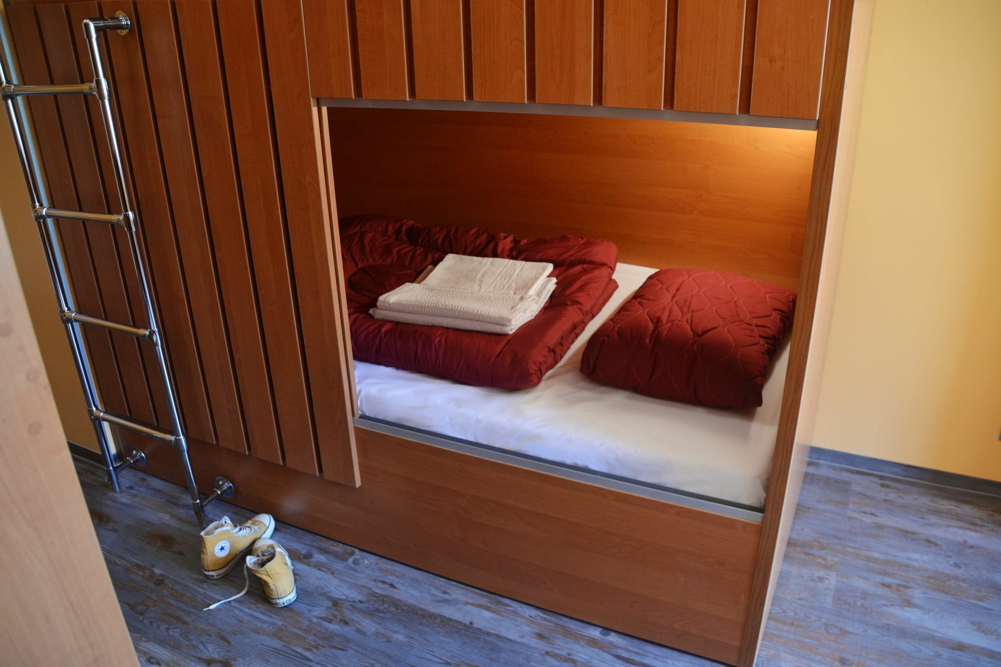 Do Step Inn Central - Self-Service-Hostel 维也纳 外观 照片